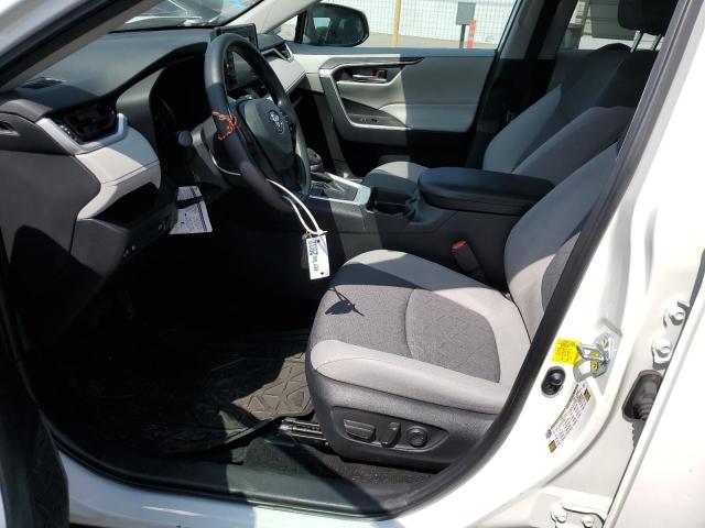 2T3W1RFV1MC167212 - 2021 TOYOTA RAV4 XLE WHITE photo 7