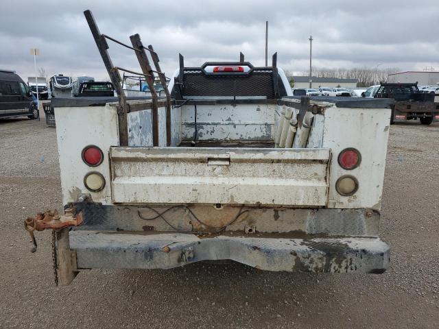 1GB2KUEG5JZ332601 - 2018 CHEVROLET SILVERADO K2500 HEAVY DUTY WHITE photo 6