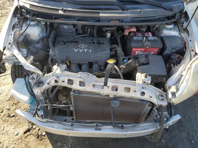 JTDBT923871181946 - 2007 TOYOTA YARIS SILVER photo 11