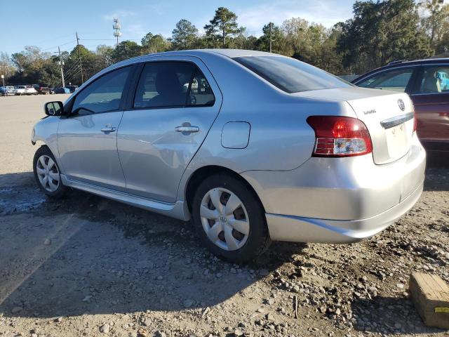 JTDBT923871181946 - 2007 TOYOTA YARIS SILVER photo 2