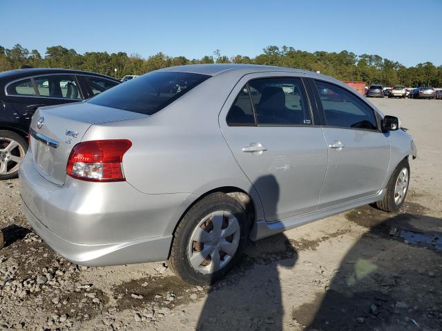 JTDBT923871181946 - 2007 TOYOTA YARIS SILVER photo 3