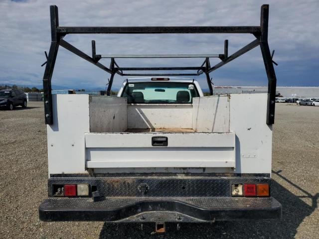 1GBHC24U33E237788 - 2003 CHEVROLET SILVERADO C2500 HEAVY DUTY WHITE photo 10