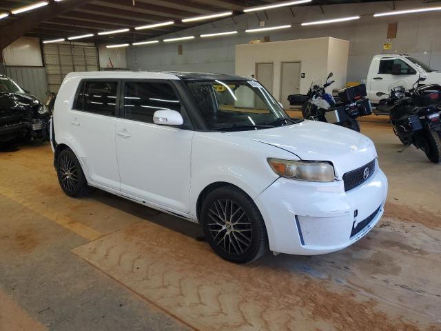 JTLKE50E081025123 - 2008 TOYOTA SCION XB WHITE photo 4