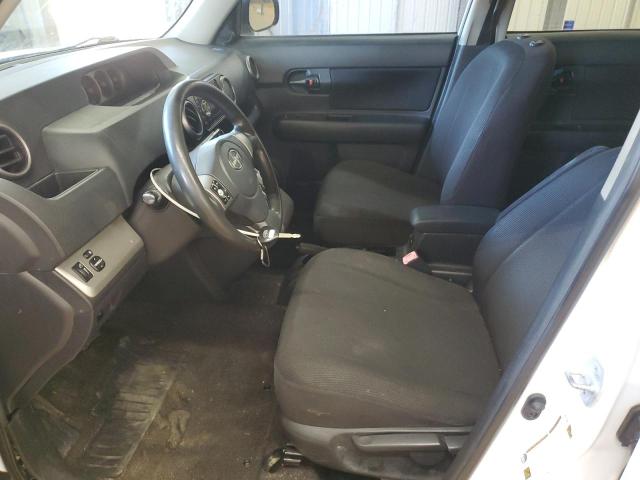 JTLKE50E081025123 - 2008 TOYOTA SCION XB WHITE photo 7