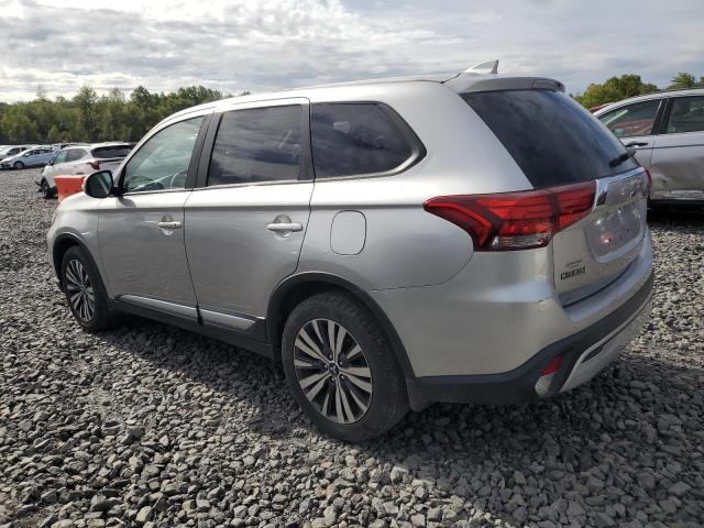 JA4AZ3A36KZ016104 - 2019 MITSUBISHI OUTLANDER SE SILVER photo 2