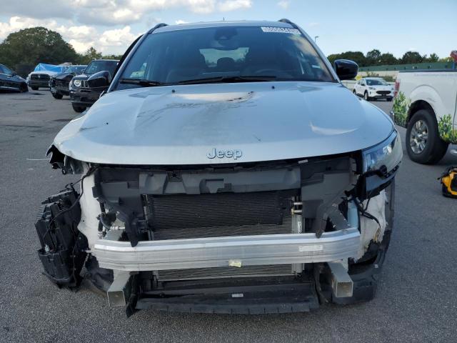 3C4NJDBN7RT154661 - 2024 JEEP COMPASS LATITUDE ვერცხლისფერი ფოტო 5