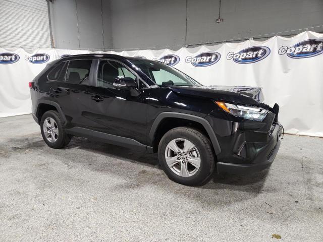 2T3W1RFV8SC331441 - 2025 TOYOTA RAV4 XLE BLACK photo 4