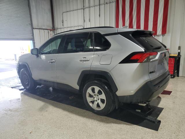 2T3G1RFV5MC171896 - 2021 TOYOTA RAV4 LE Srebrny zdjęcie 2