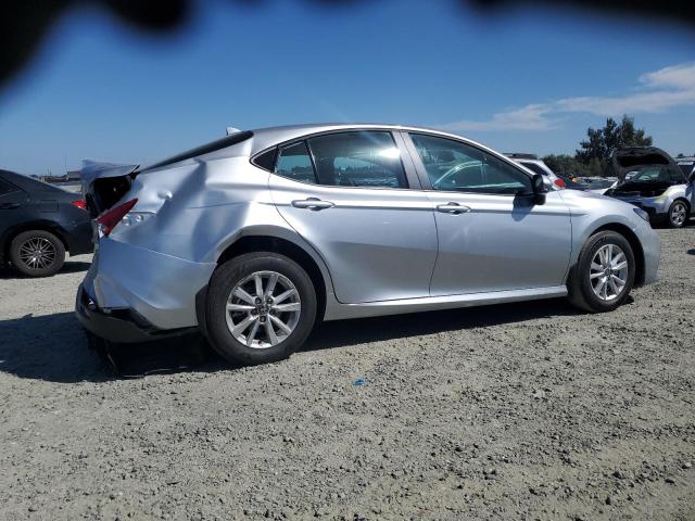 4T1DAACK3SU587822 - 2025 TOYOTA CAMRY XSE SILVER photo 3
