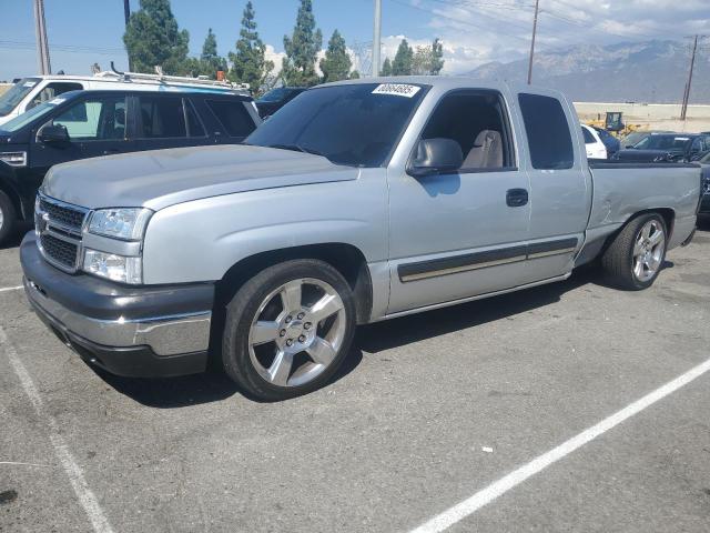 2004 CHEVROLET SILVERADO C1500, 