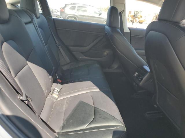 5YJ3E1EA0JF008334 - 2018 TESLA MODEL 3 თეთრი ფოტო 10