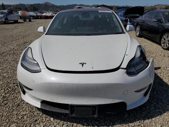 5YJ3E1EA0JF008334 - 2018 TESLA MODEL 3 თეთრი ფოტო 5