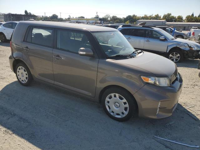 JTLZE4FE5FJ068384 - 2015 TOYOTA SCION XB BROWN photo 4