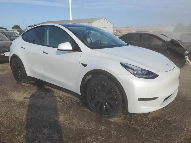 5YJYGDEE5MF067517 - 2021 TESLA MODEL Y WHITE photo 4