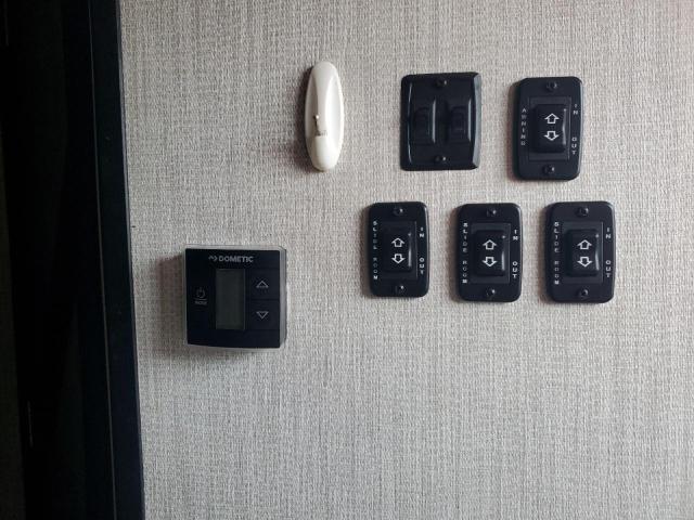 5SFNB3825ME465628 - 2021 HEARTLAND NORTH TRAI 棕色 照片 8