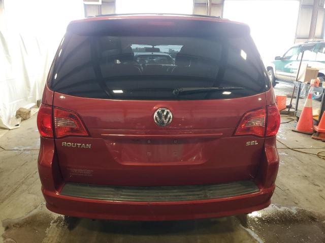 2V8HW54X49R509568 - 2009 VOLKSWAGEN ROUTAN SEL Czerwony zdjęcie 6