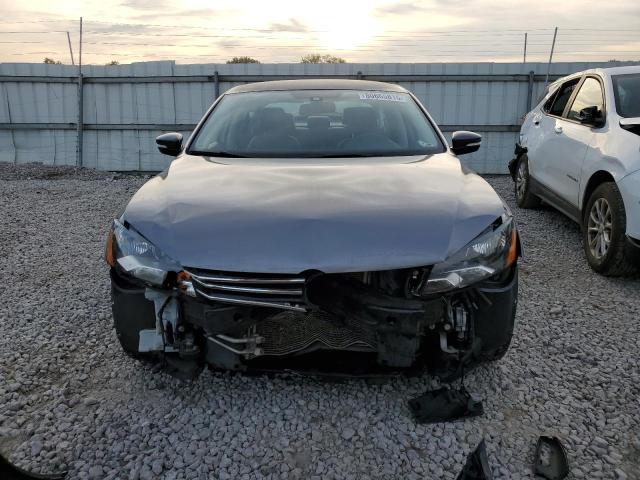 1VWAT7A30FC120561 - 2015 VOLKSWAGEN PASSAT S Сұр фото 5