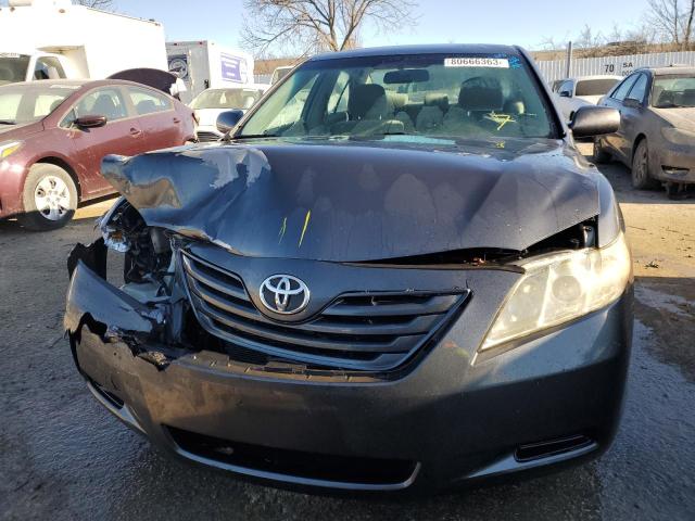 4T4BE46K69R109077 - 2009 TOYOTA CAMRY BASE GRAY photo 5
