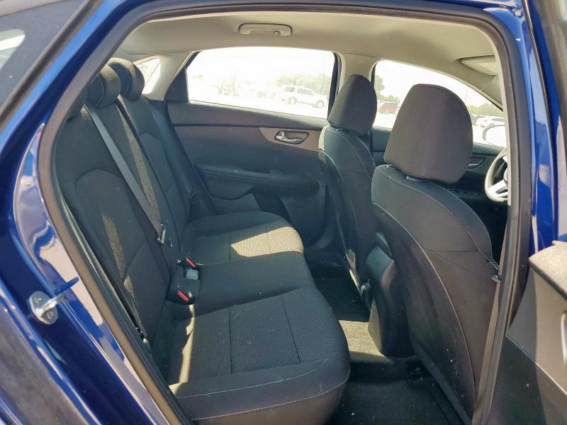 3KPF24AD8KE119616 - 2019 KIA FORTE FE 蓝色 照片 10