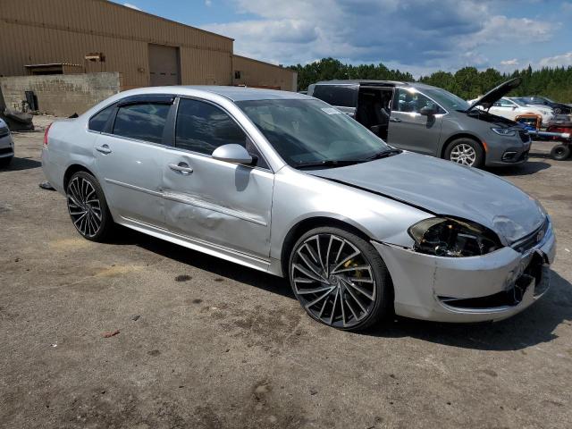 2G1WF5EKXB1126009 - 2011 CHEVROLET IMPALA LS Արծաթագույն լուսանկար 4