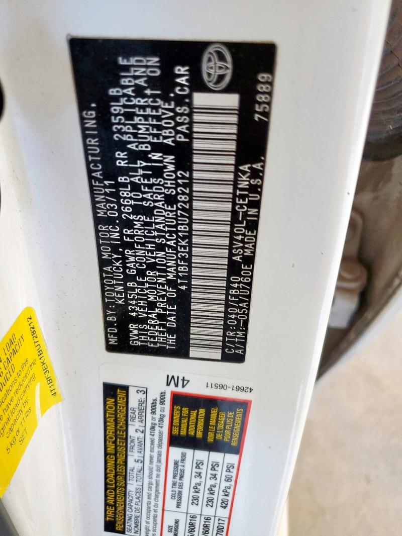 4T1BF3EK1BU728212 - 2011 TOYOTA CAMRY BASE WHITE photo 12