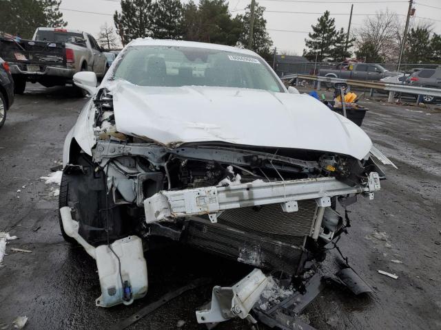 3FA6P0CD8LR154258 - 2020 FORD FUSION SEL WHITE photo 5