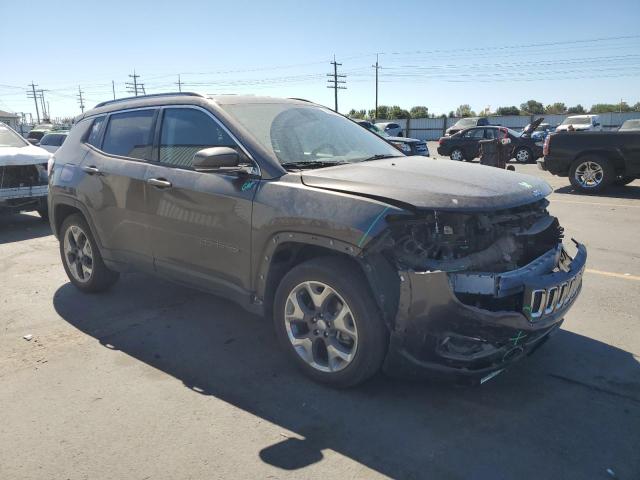 3C4NJCCB3JT362345 - 2018 JEEP COMPASS LIMITED GRAY photo 4