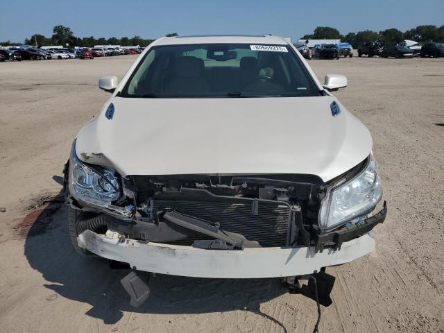1G4GC5E37DF251084 - 2013 BUICK LACROSSE WHITE photo 5