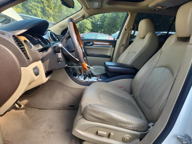 5GAKRCEDXBJ261789 - 2011 BUICK ENCLAVE CXL WHITE photo 7