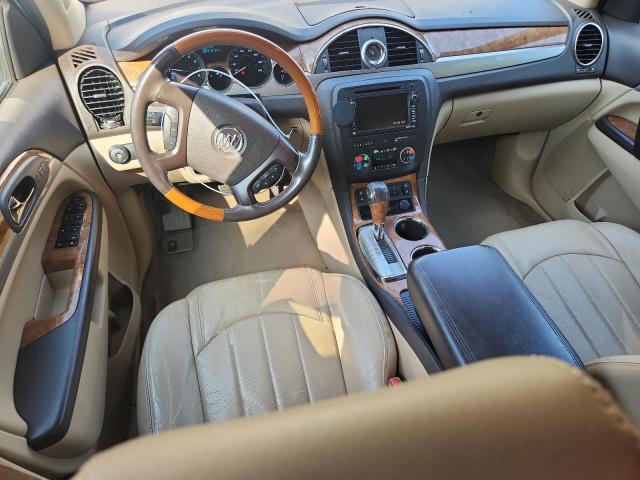 5GAKRCEDXBJ261789 - 2011 BUICK ENCLAVE CXL WHITE photo 8