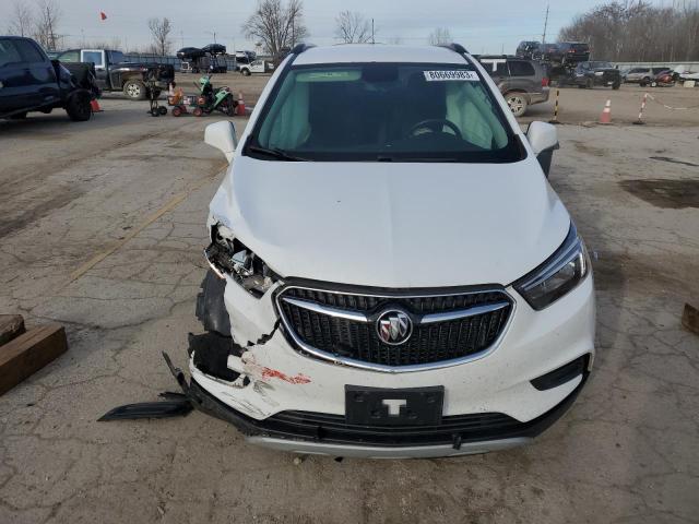 KL4CJASBXLB045576 - 2020 BUICK ENCORE PREFERRED WHITE photo 5