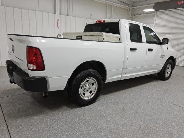 1C6RR6FG8JS303576 - 2018 RAM 1500 ST Blanc photo 3