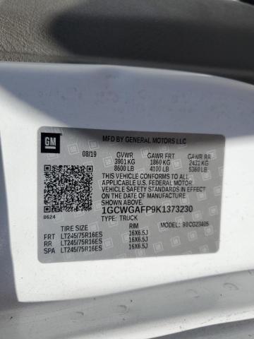 1GCWGAFP9K1373230 - 2019 CHEVROLET EXPRESS G2 WHITE photo 13