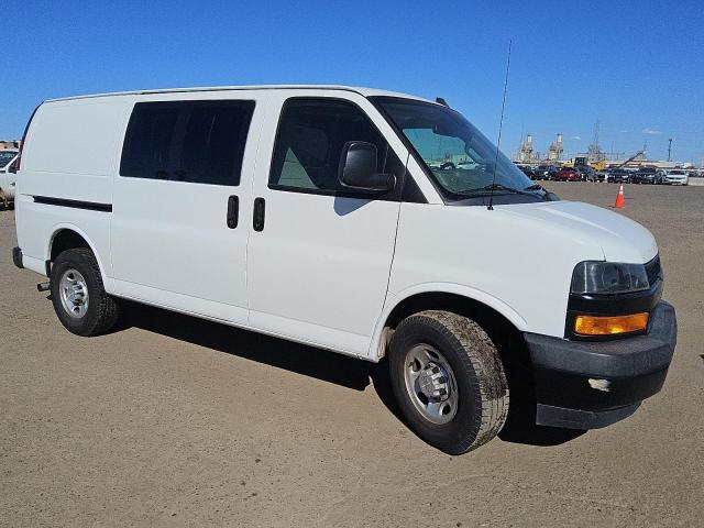 1GCWGAFP9K1373230 - 2019 CHEVROLET EXPRESS G2 WHITE photo 4