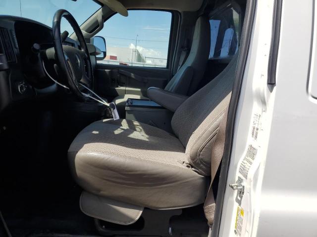 1GCWGAFP9K1373230 - 2019 CHEVROLET EXPRESS G2 WHITE photo 7
