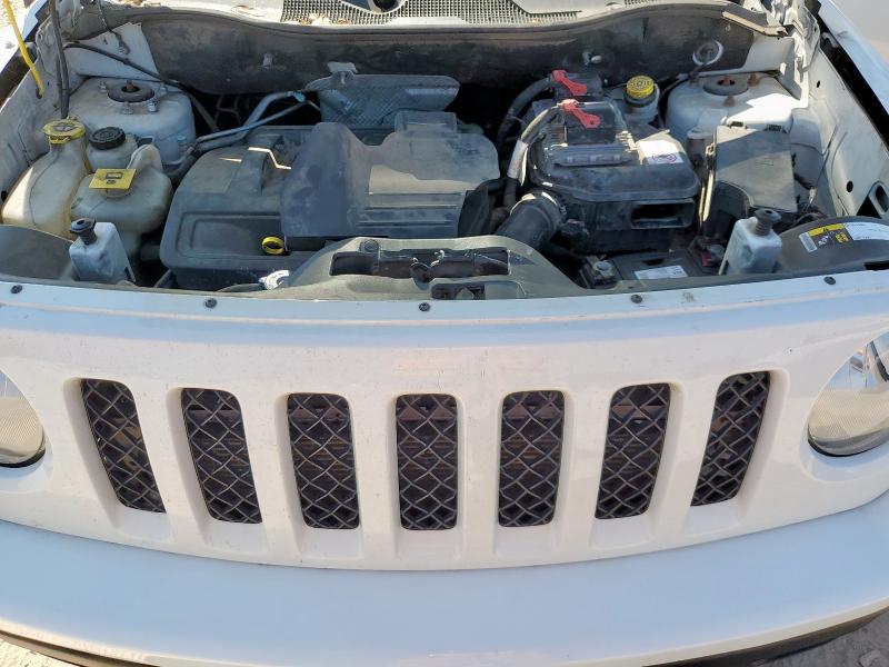 1C4NJRBB8HD194576 - 2017 JEEP PATRIOT SPORT თეთრი ფოტო 12