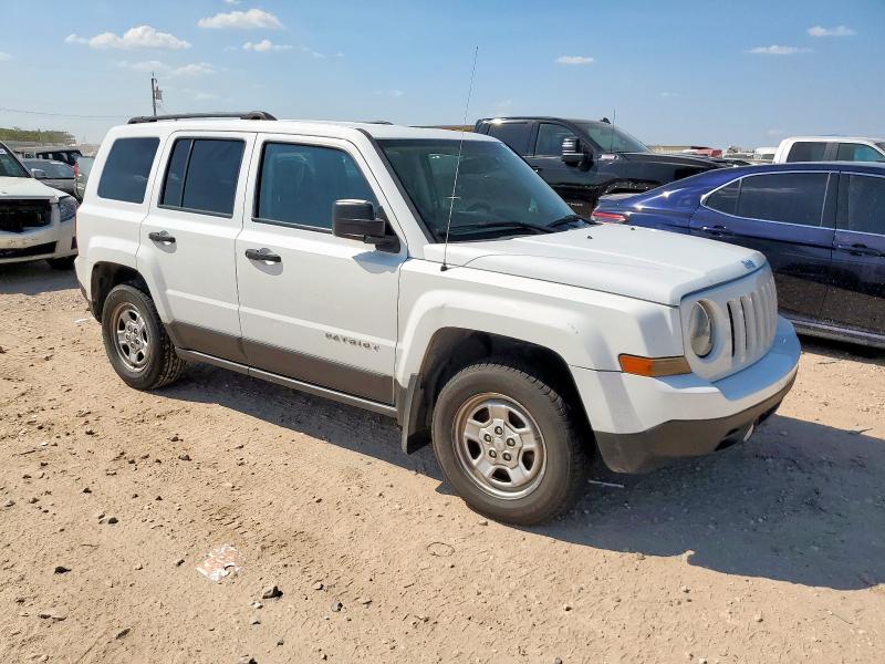 1C4NJRBB8HD194576 - 2017 JEEP PATRIOT SPORT თეთრი ფოტო 4