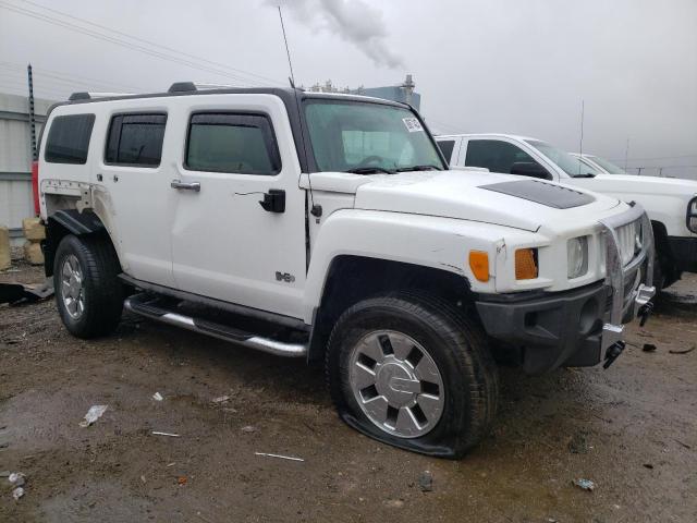 5GTDN13E978139886 - 2007 HUMMER H3 WHITE photo 4