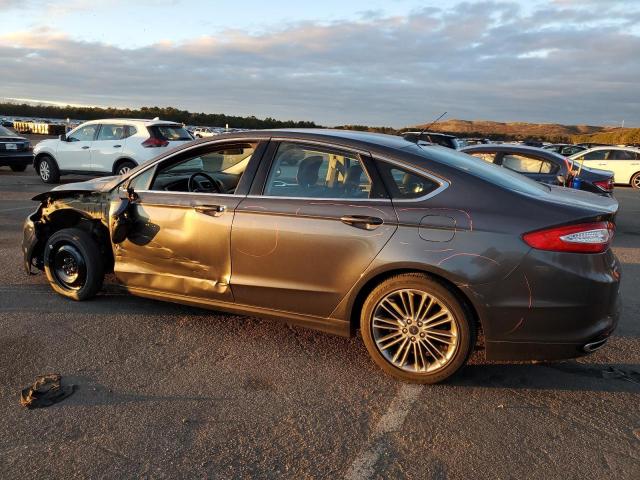 3FA6P0H92FR140901 - 2015 FORD FUSION SE GRAY photo 2