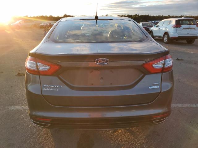 3FA6P0H92FR140901 - 2015 FORD FUSION SE GRAY photo 6