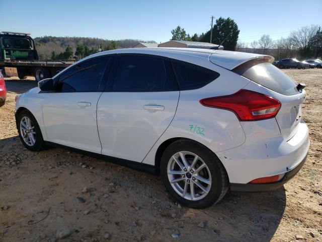 1FADP3K29FL316068 - 2015 FORD FOCUS SE WHITE photo 2