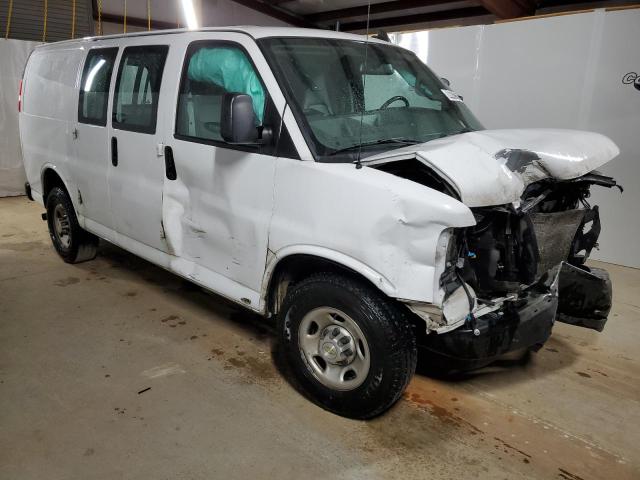 1GCWGAFP3M1217445 - 2021 CHEVROLET EXPRESS G2 WHITE photo 4