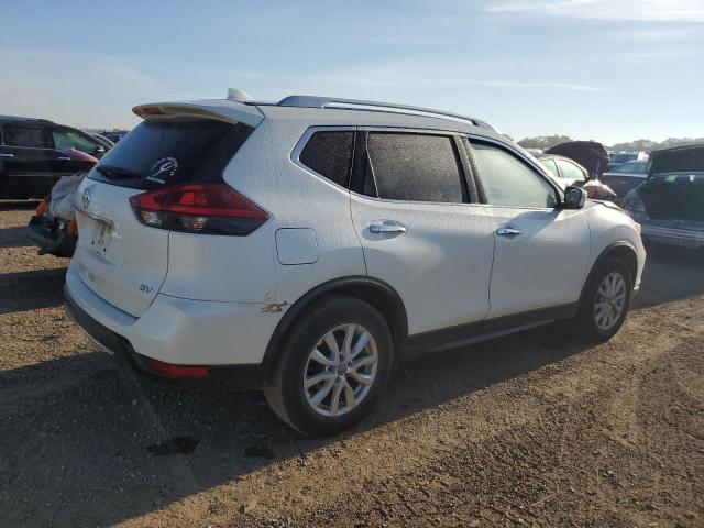 JN8AT2MT6JW455188 - 2018 NISSAN ROGUE S Beyaz fotoğraf 3