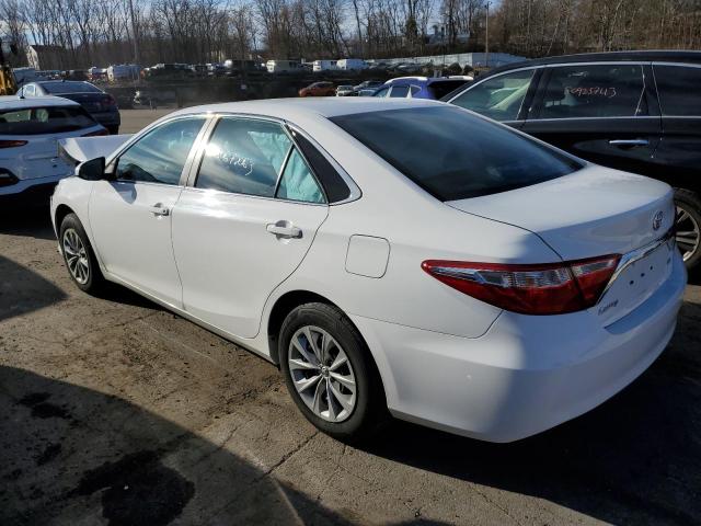 4T1BF1FKXHU324983 - 2017 TOYOTA CAMRY LE WHITE photo 2