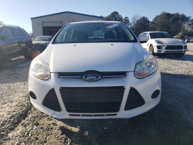 1FADP3F23DL185419 - 2013 FORD FOCUS SE WHITE photo 5