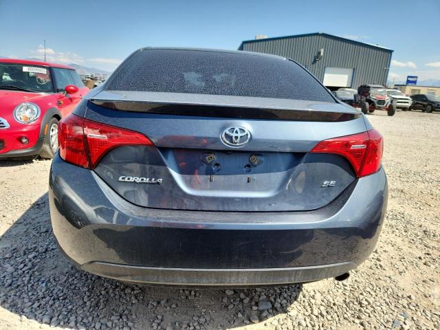 2T1BURHE2JC099493 - 2018 TOYOTA COROLLA L ნაცრისფერი ფოტო 6
