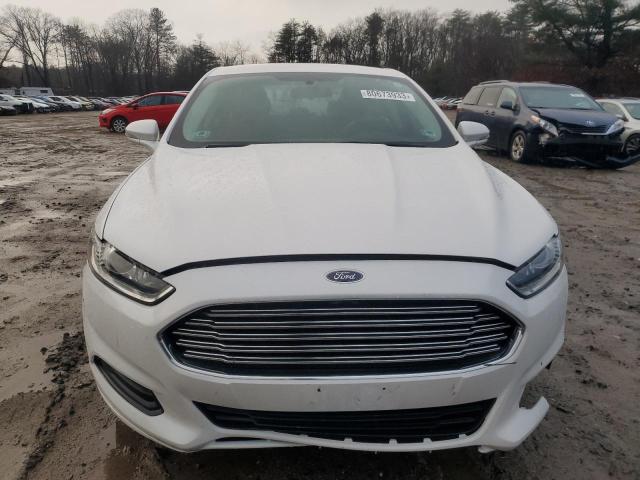 1FA6P0H71G5113742 - 2016 FORD FUSION SE WHITE photo 5