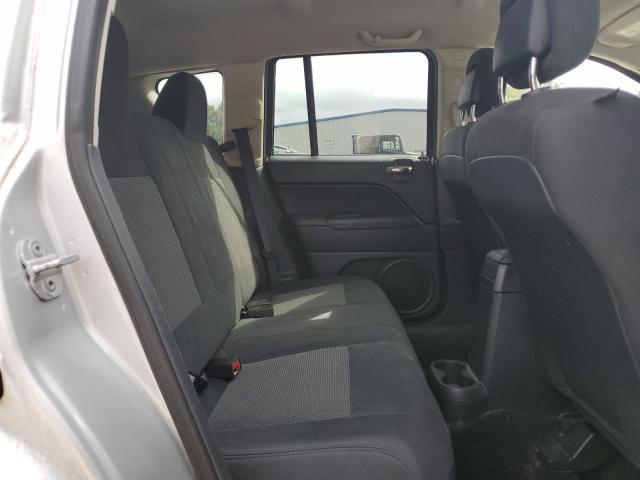 1C4NJCBBXCD554226 - 2012 JEEP COMPASS SPORT 银色 照片 11