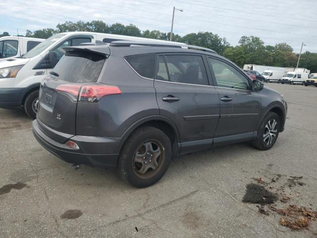 JTMBFREV2JJ197796 - 2018 TOYOTA RAV4 LE GRAY photo 3