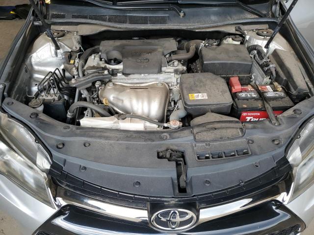 4T1BF1FK3HU616149 - 2017 TOYOTA CAMRY LE SILVER photo 11